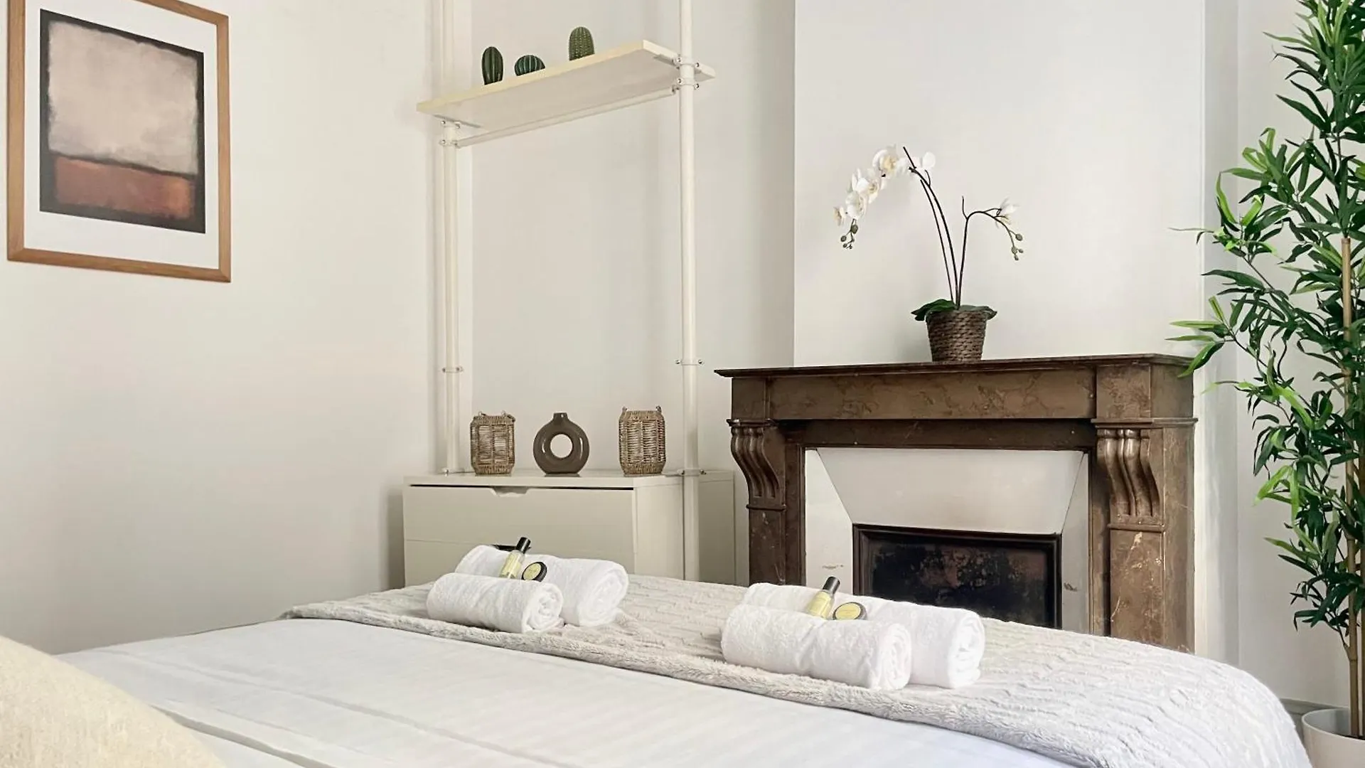 1590 - Chic Montmartre In Paris Olympic Games 2024 Apartment
