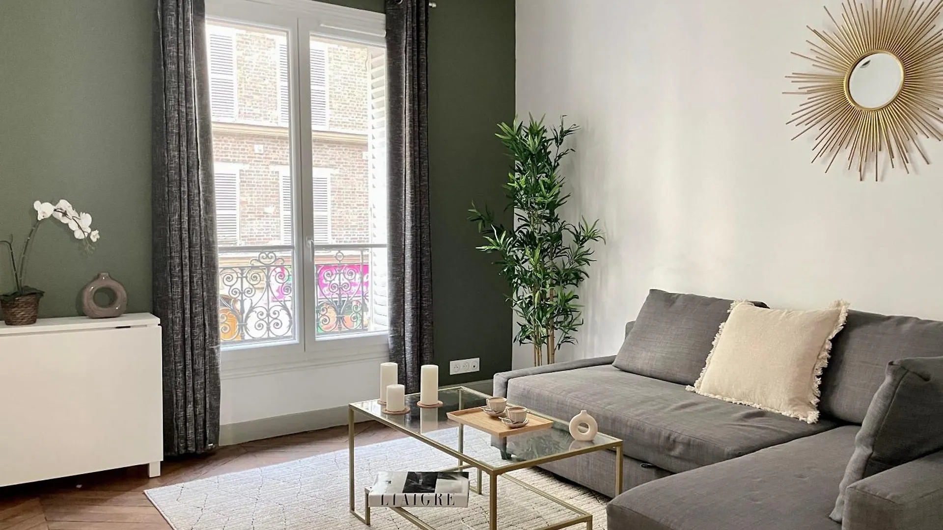 1590 - Chic Montmartre In Paris Olympic Games 2024 Apartment
