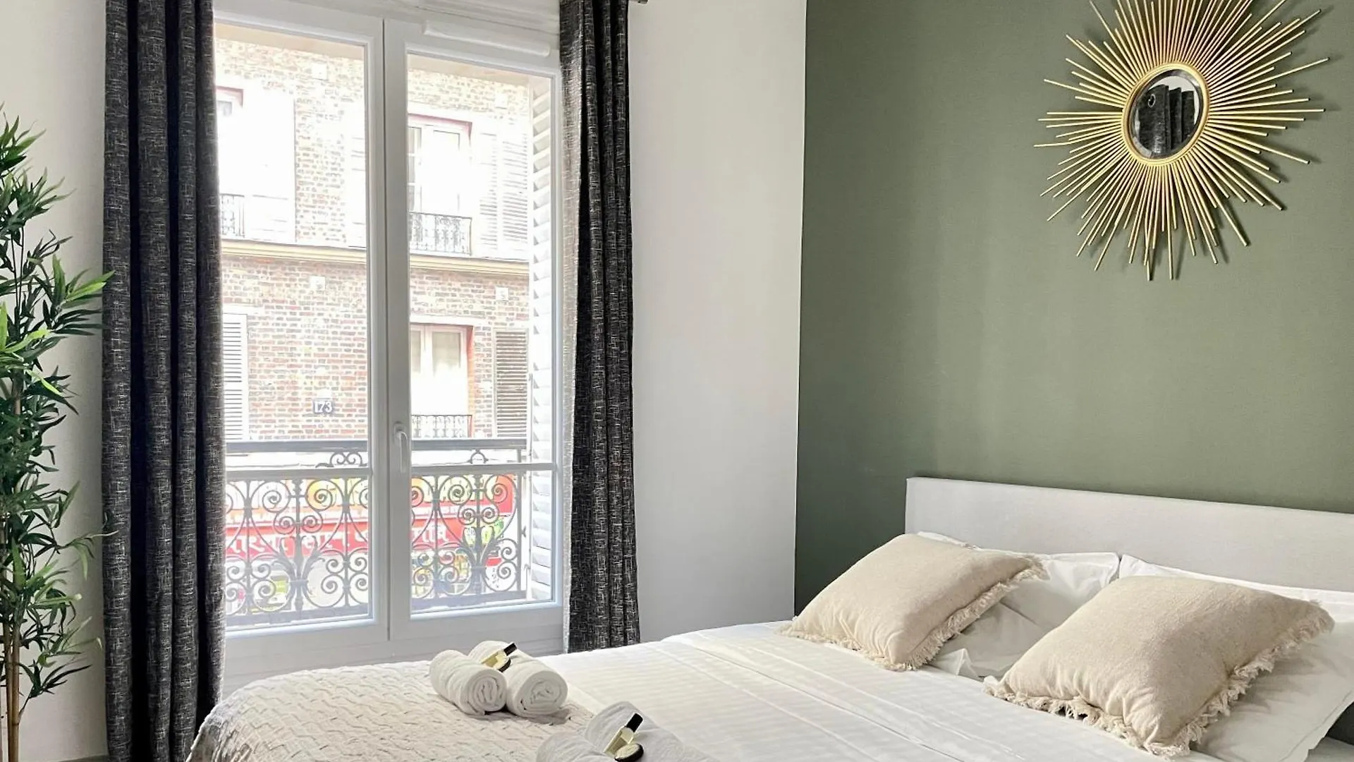 1590 - Chic Montmartre In Paris Olympic Games 2024 Apartment